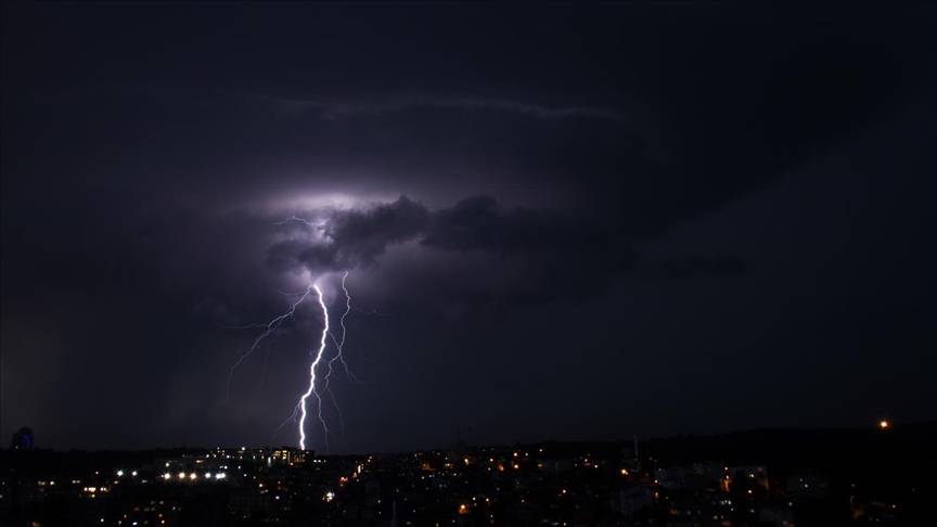 1 Ağustos’ta İstanbul’da gök gürleyecek! Meteoroloji’den sağanak alarmı verildi! 5